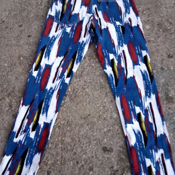 SIZE 32 PAINT SPLATTER 5 POCKET JEANS - Picture 2 of 6
